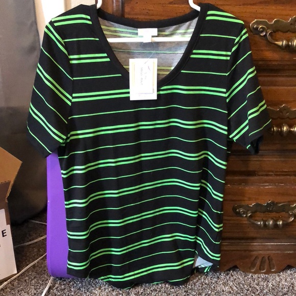 Lularoe iris - Picture 1 of 1